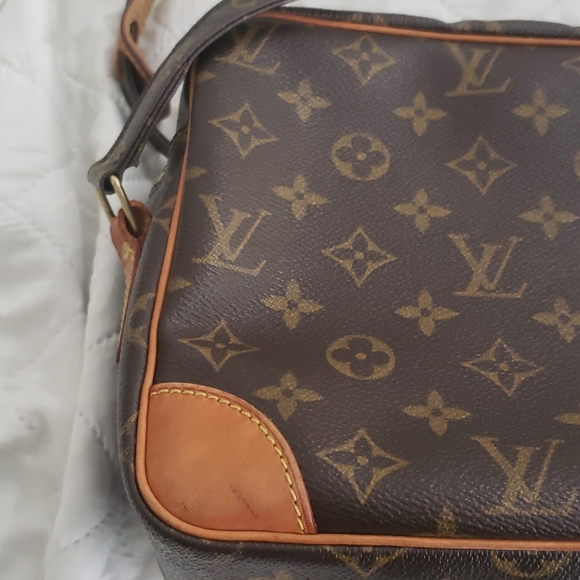 SOLD Louis Vuitton Nile - Picture 5 of 16